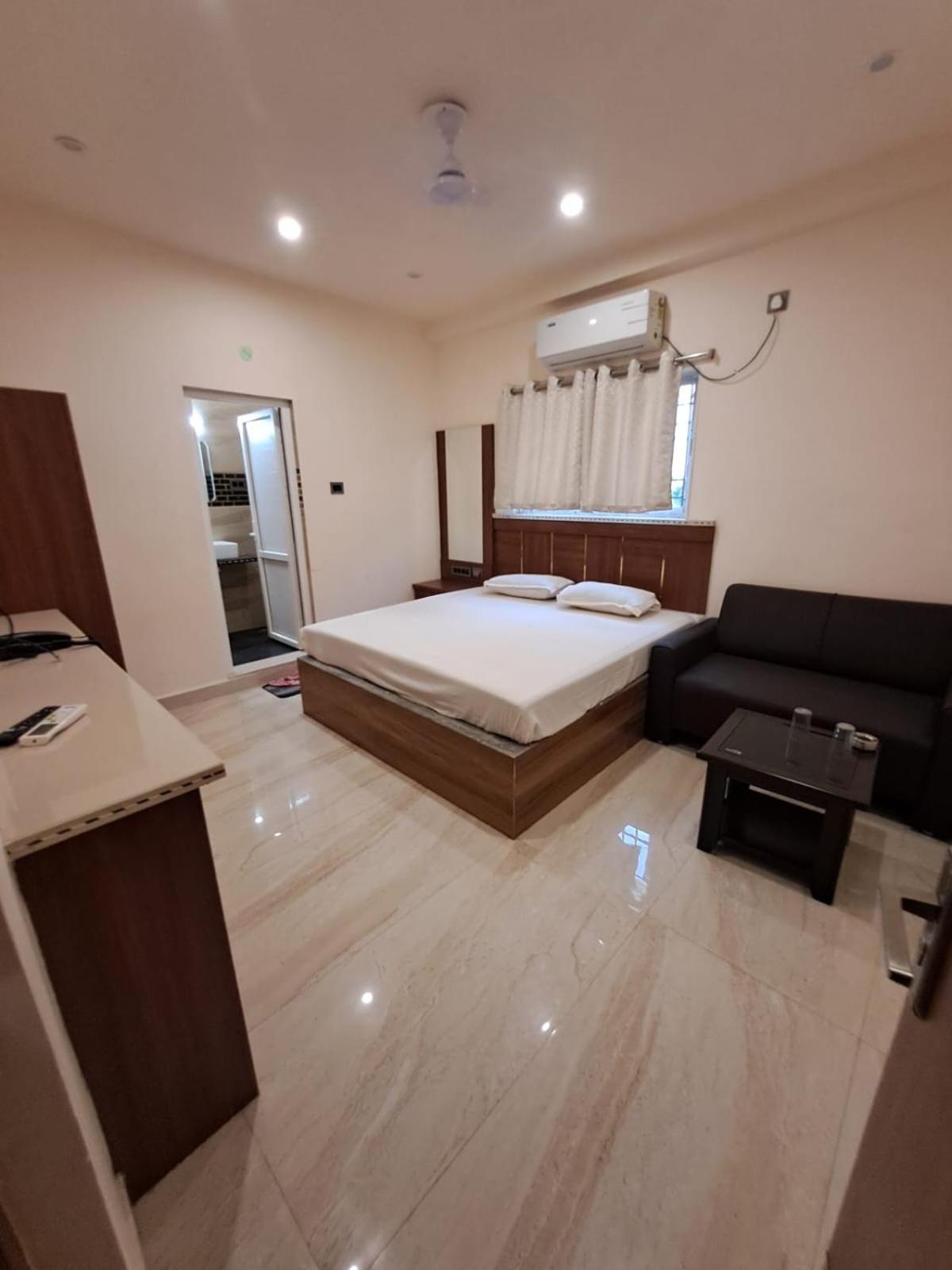 Hotel Vivek Patna  Ngoại thất bức ảnh