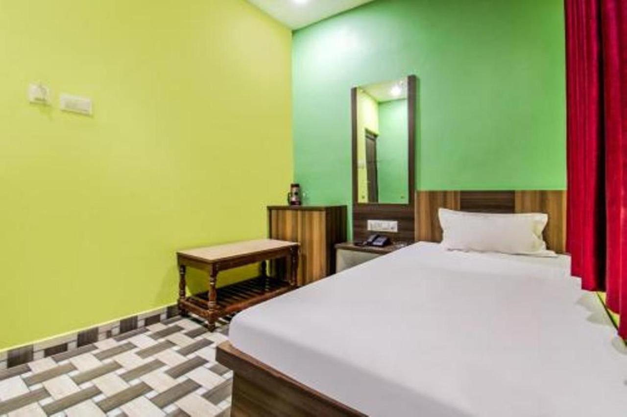 Hotel Vivek Patna  Ngoại thất bức ảnh